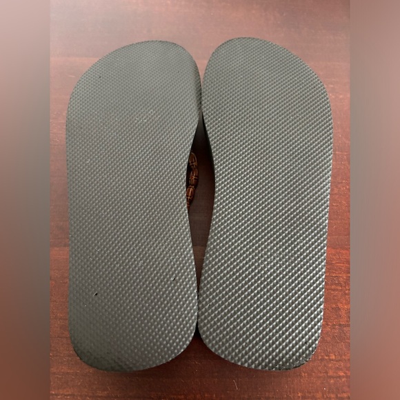 J.Crew Women's Size 9US Beaded Strap Black Platform Flip Flops - Picture 4 of 4